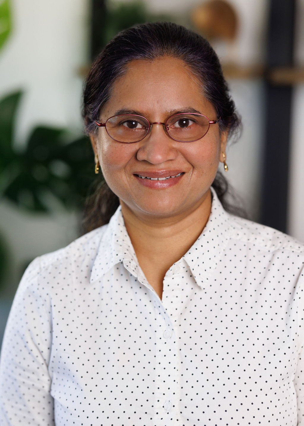 Mahe Krishnan headshot